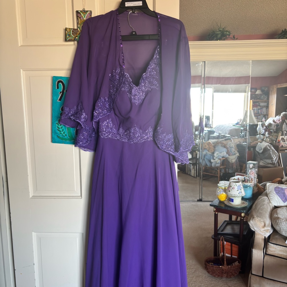 Elegant Purple Long Sleeve Dress
